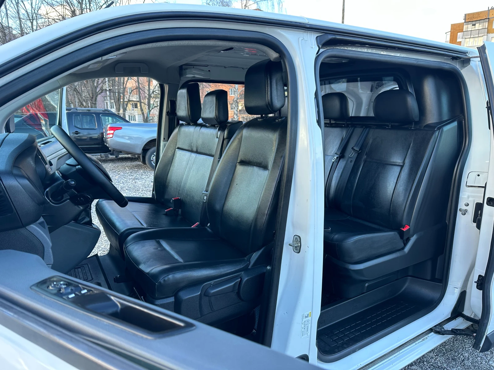 Toyota Proace 1.6HDI  95kc EURO6 - изображение 9