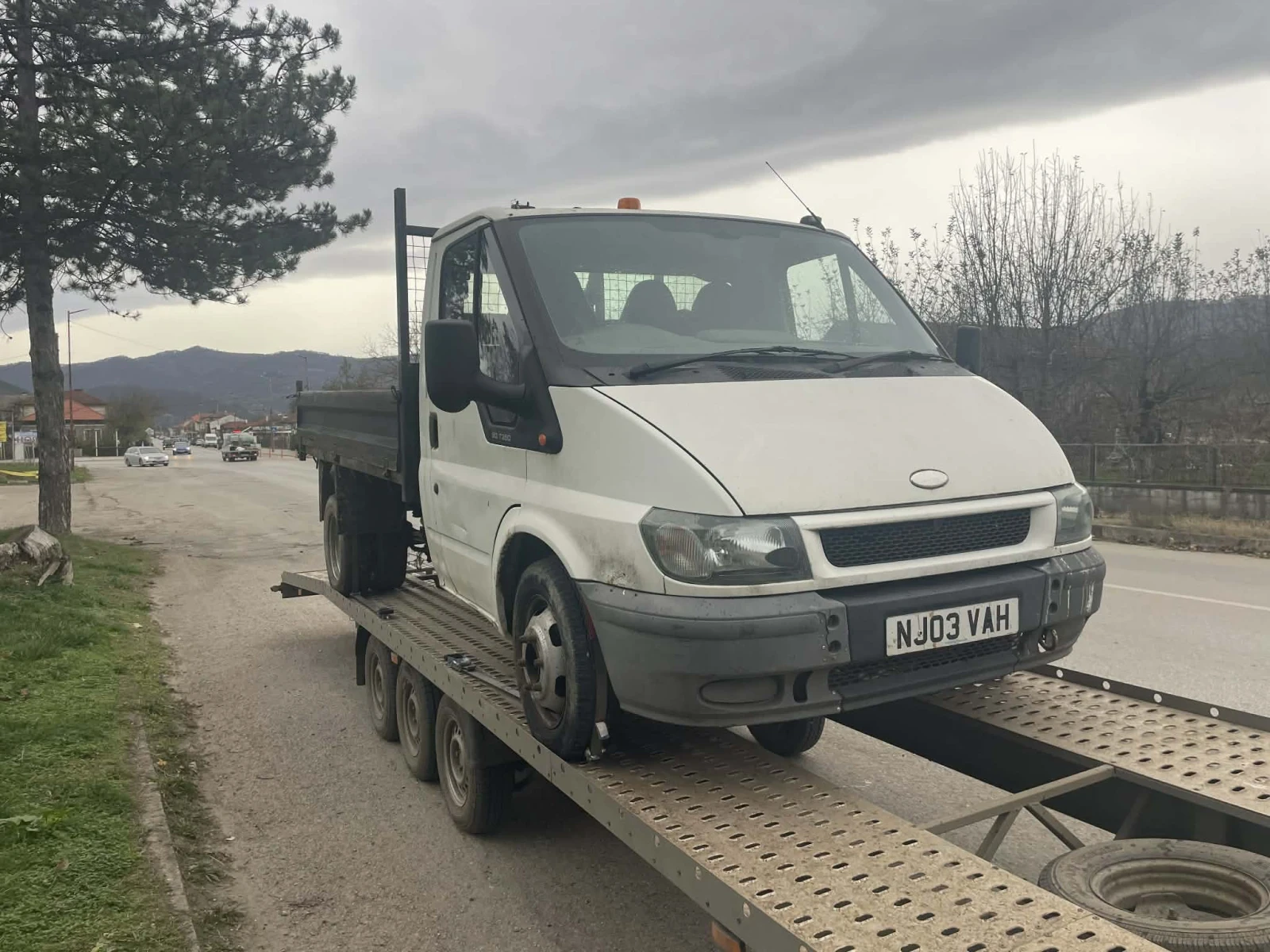 Ford Transit 2.4 90 Самосвал - изображение 2