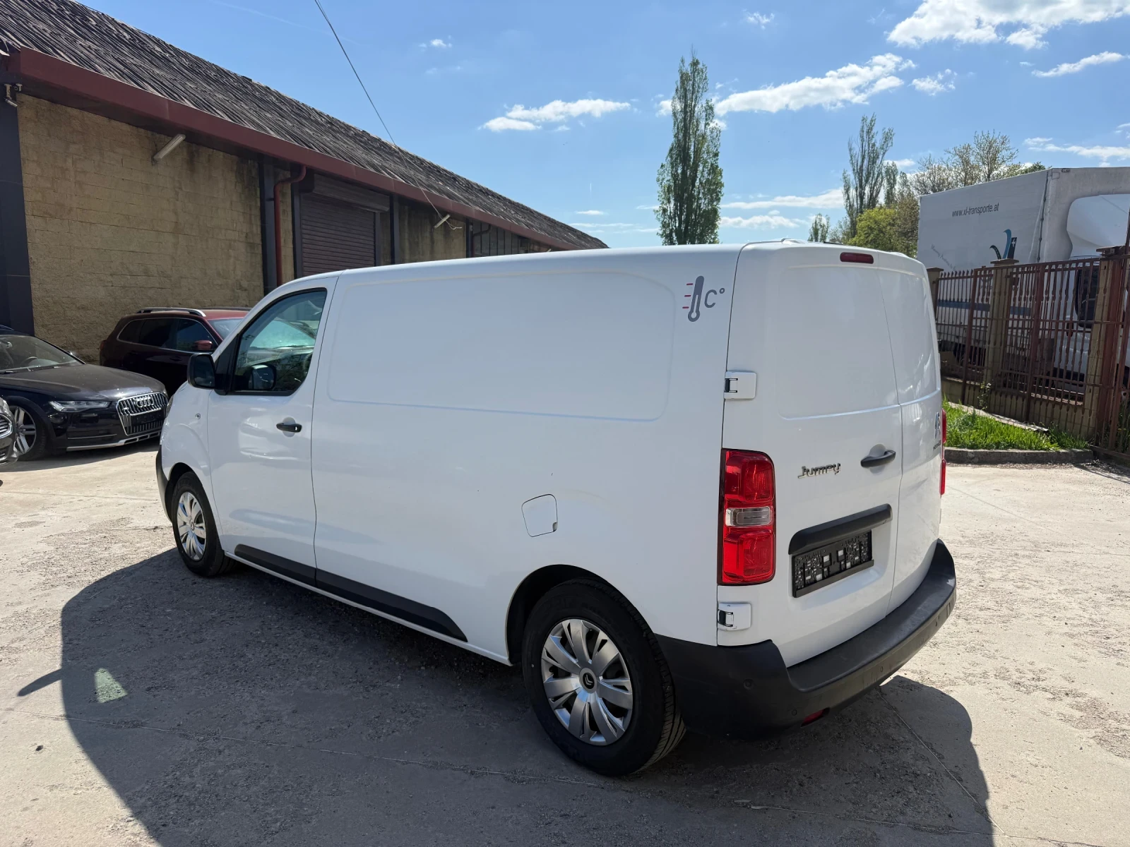 Citroen Jumpy 2.0hdi 180кс.Автомат Хладилен, снимка 7 - Бусове и автобуси - 53772305