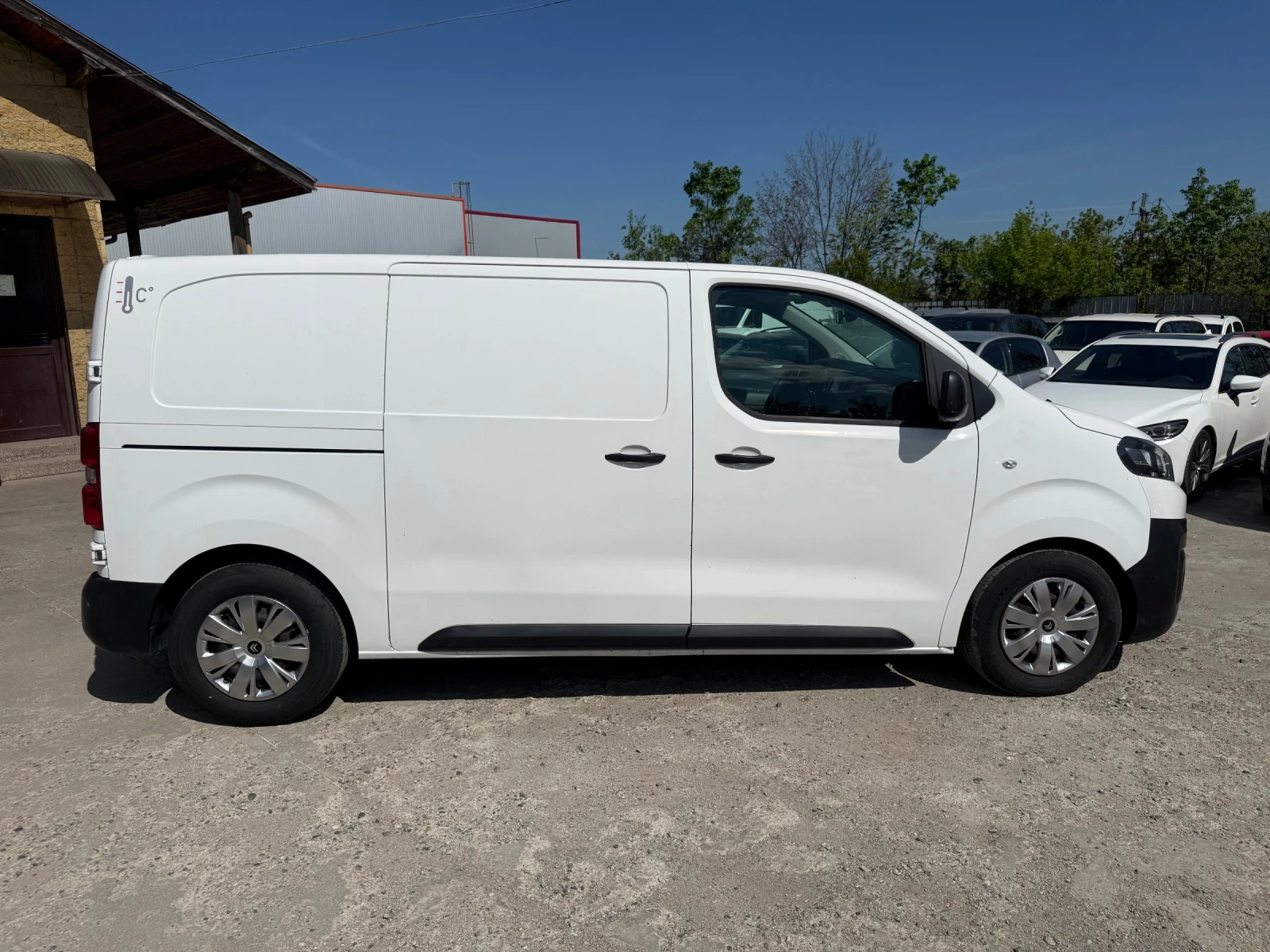 Citroen Jumpy 2.0hdi 180кс.Автомат Хладилен, снимка 4 - Бусове и автобуси - 53772305