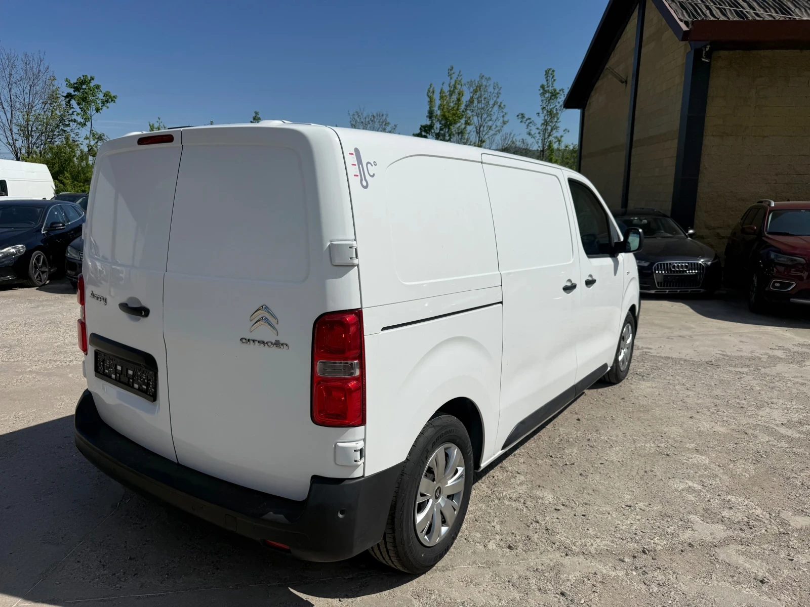 Citroen Jumpy 2.0hdi 180кс.Автомат Хладилен, снимка 6 - Бусове и автобуси - 53772305