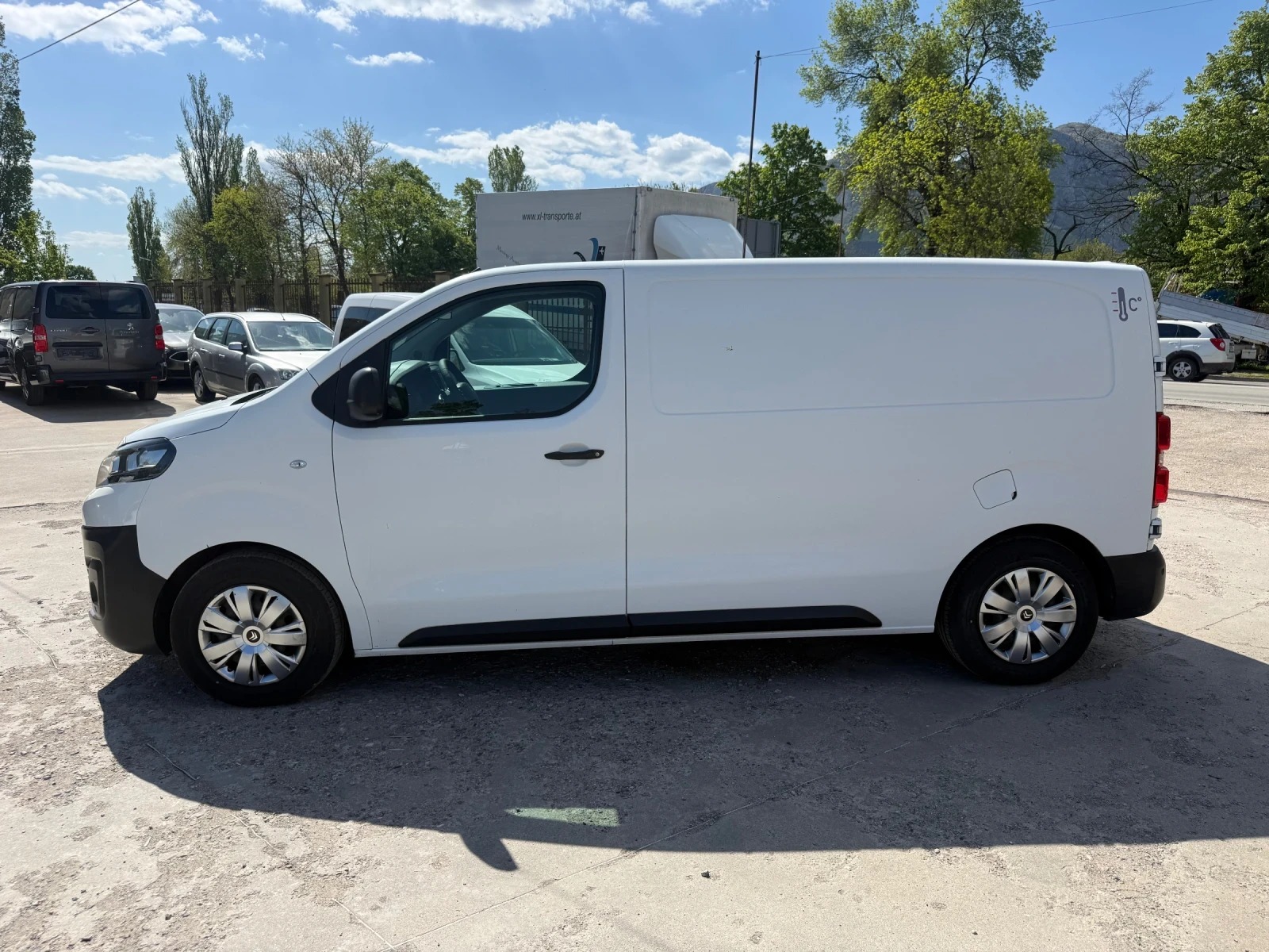Citroen Jumpy 2.0hdi 180кс.Автомат Хладилен, снимка 5 - Бусове и автобуси - 53772305