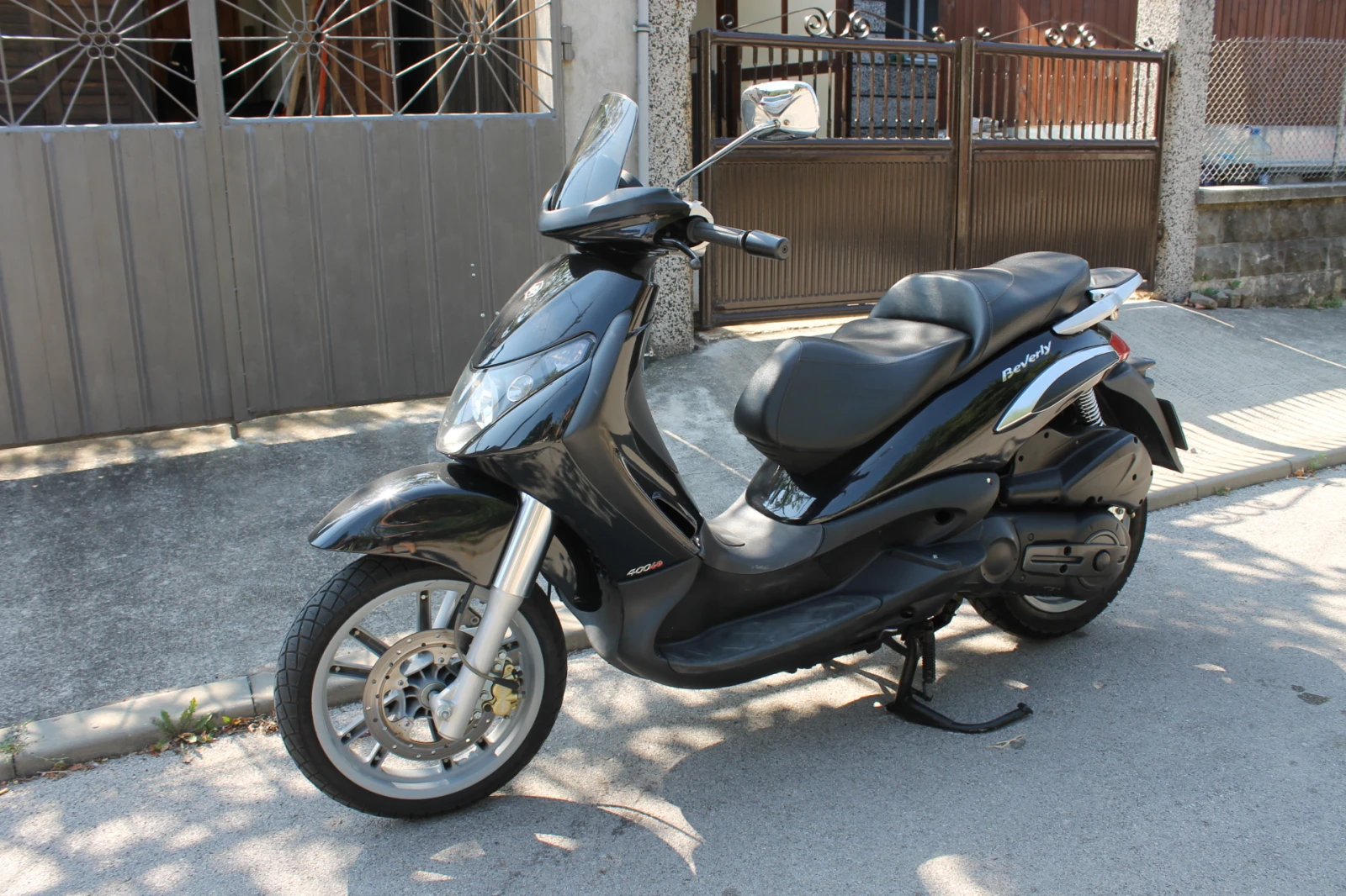 Piaggio Beverly 400ie, снимка 2 - Мотоциклети и мототехника - 55444535