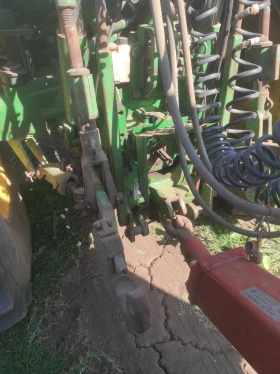  John Deere 6910 | Mobile.bg    11