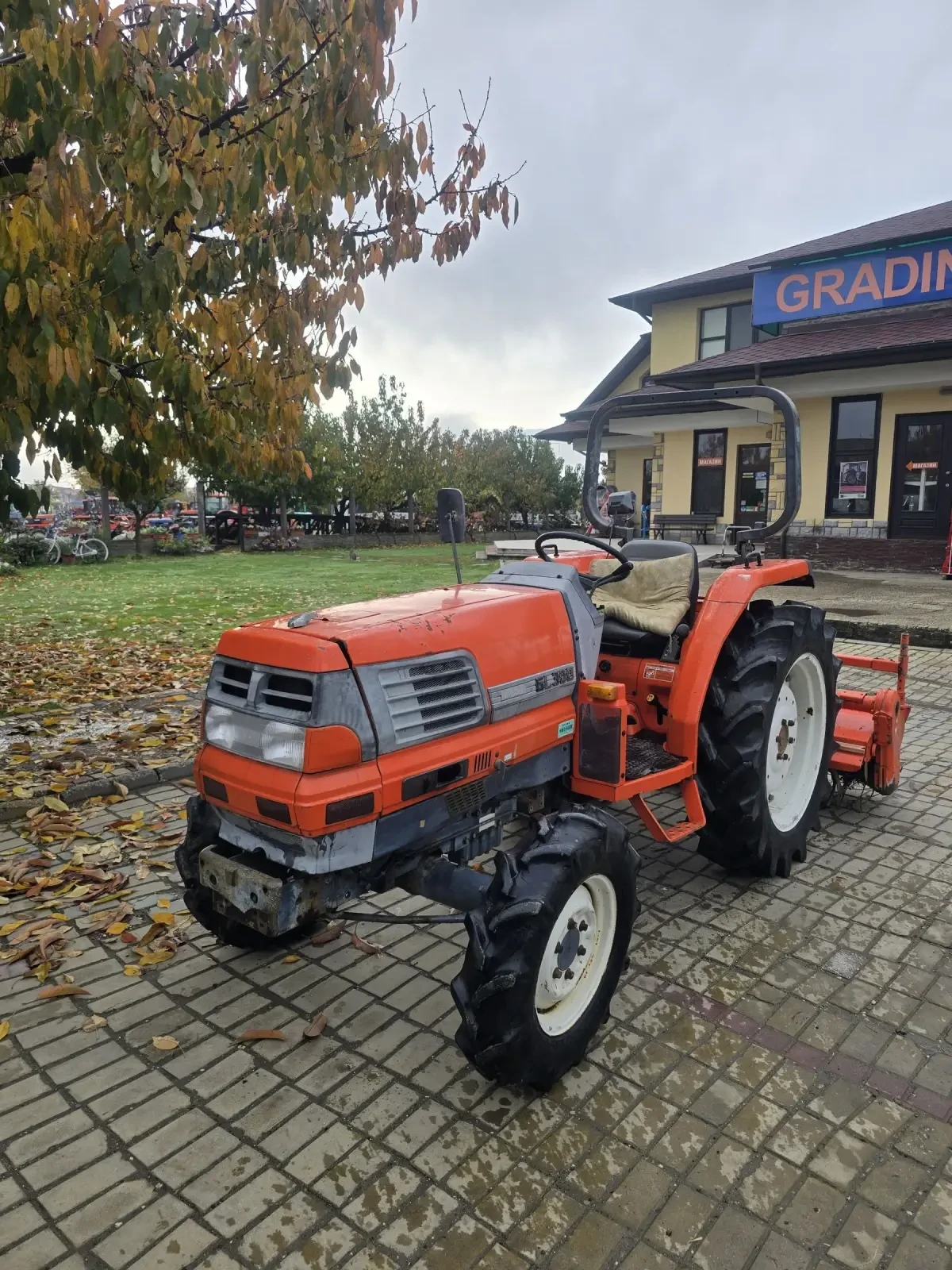 Трактор Kubota GL 300 - изображение 2