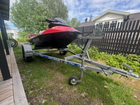 ����� �� �������� �� ���� Bombardier Sea Doo RX DI