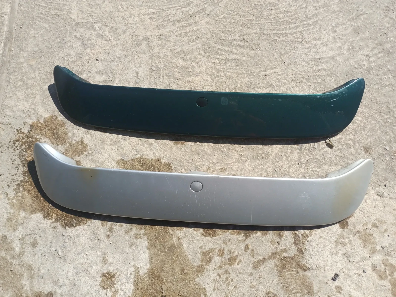 Спойлер за заден капак на Сузуки Балено комби, снимка 2 - Части - 53828368