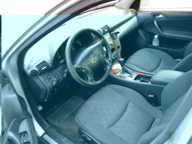 Mercedes-Benz C 220, снимка 3