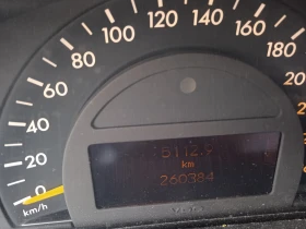 Mercedes-Benz C 220, снимка 5