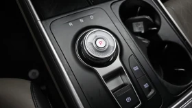 Kia Carnival 2.2* 360* BLIND SPOT* ПОДГРЕВ ВОЛАН* КРАЙНА ЦЕНА, снимка 9