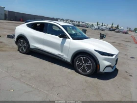 Ford Mustang Mach-E Select / AWD, снимка 1