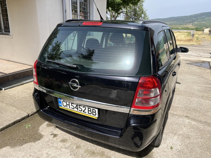 Opel Zafira, снимка 4 - Автомобили и джипове - 46183655
