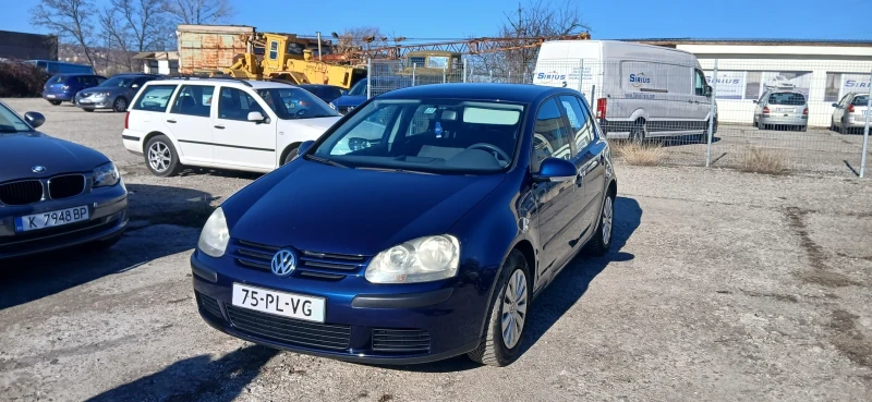 VW Golf, снимка 2 - Автомобили и джипове - 48376635