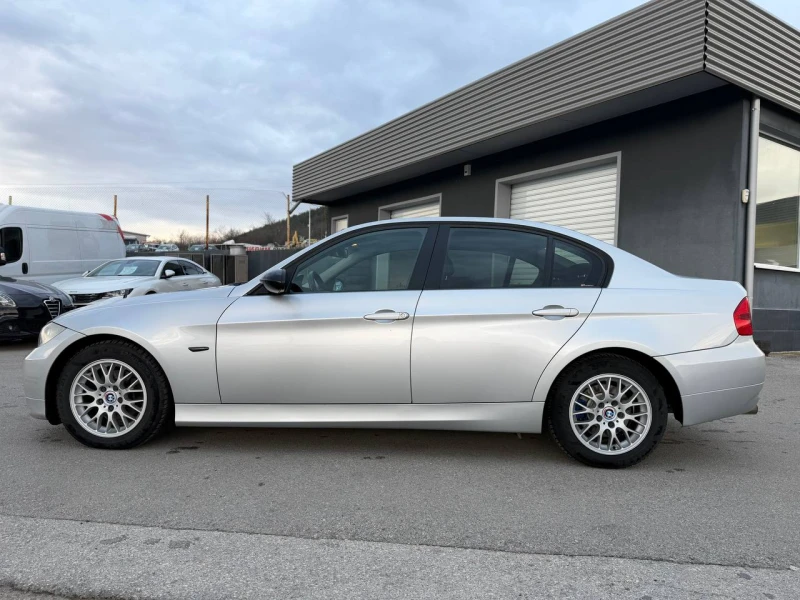 BMW 318 318d, снимка 8 - Автомобили и джипове - 52664207