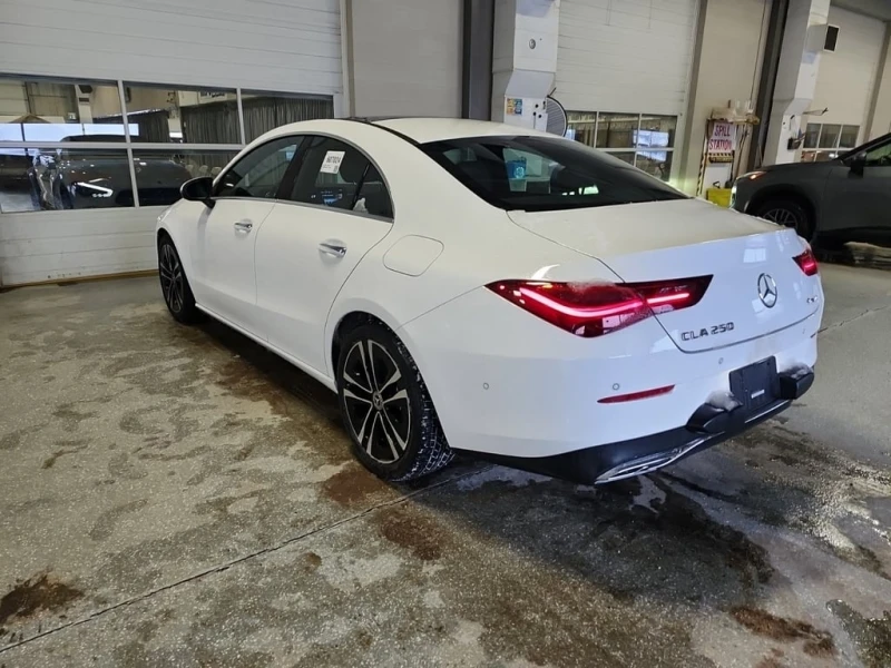 Mercedes-Benz CLA * 250 * CARFAX * ЦЕНА ДО БГ, снимка 4 - Автомобили и джипове - 53213923