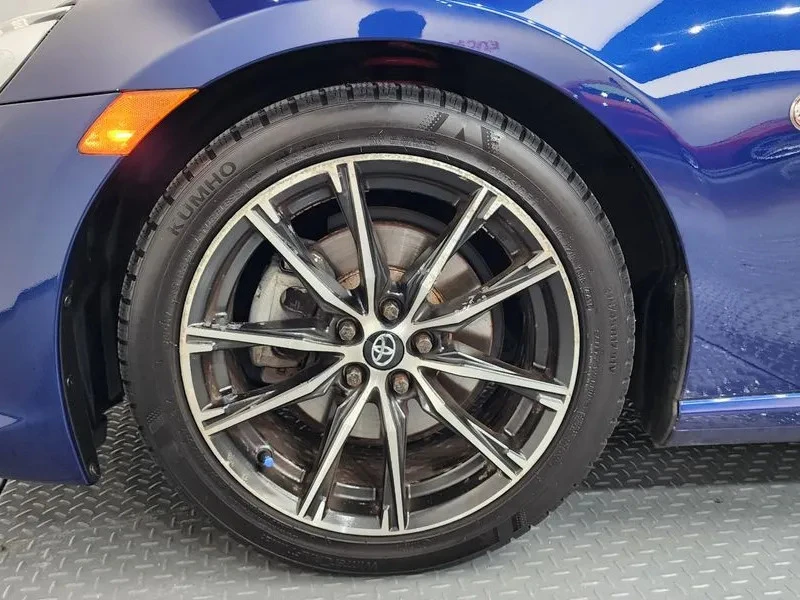 Toyota GT86 2.0 RWD, снимка 5 - Автомобили и джипове - 55430557