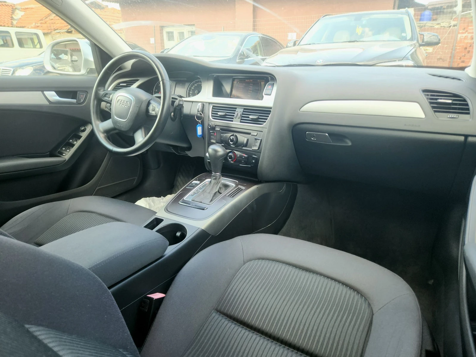 Audi A4 2.0 TDI 191000 Автоматик  - изображение 9