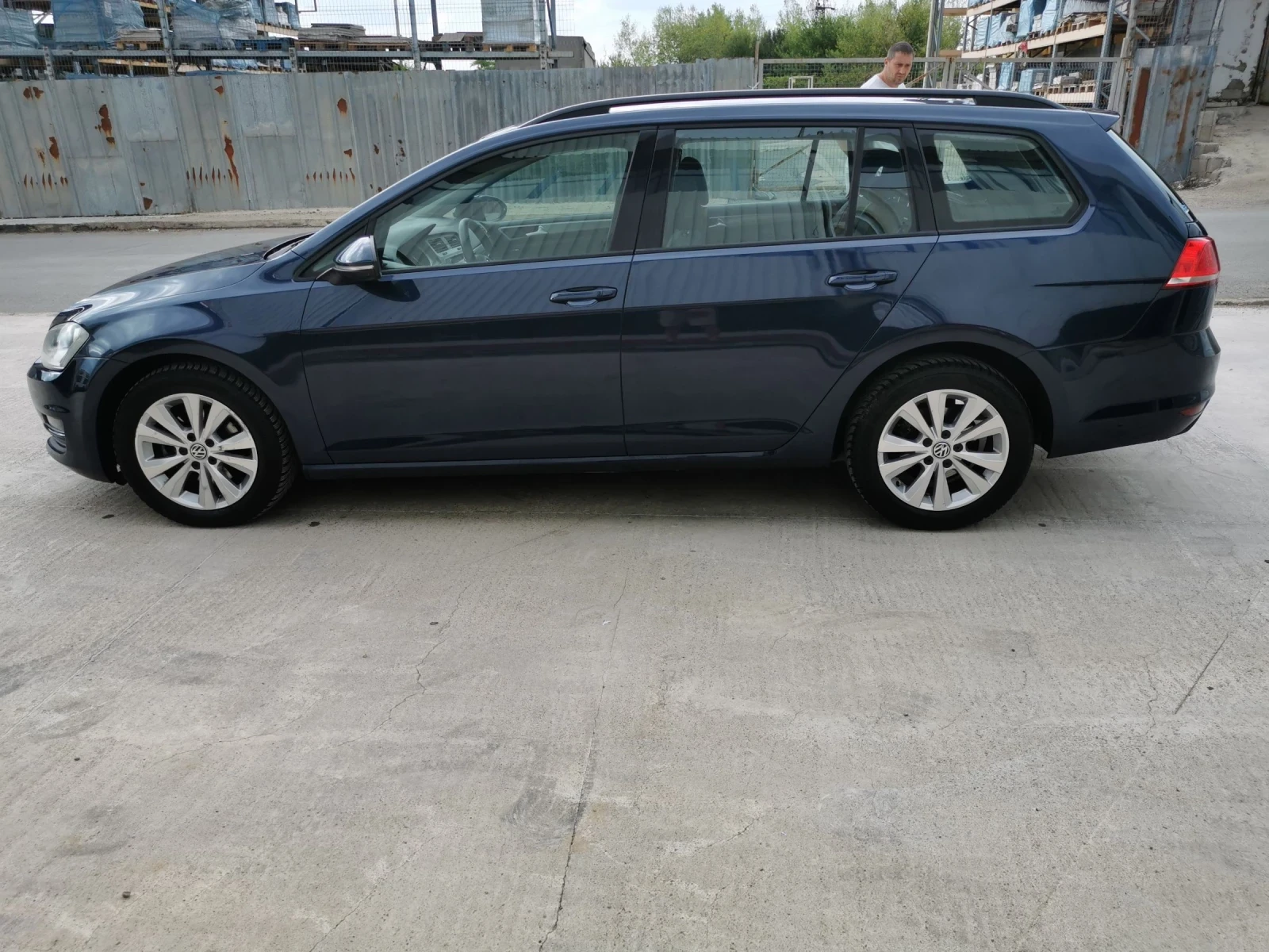 VW Golf 1.6TDI 110ps E6b  - изображение 8