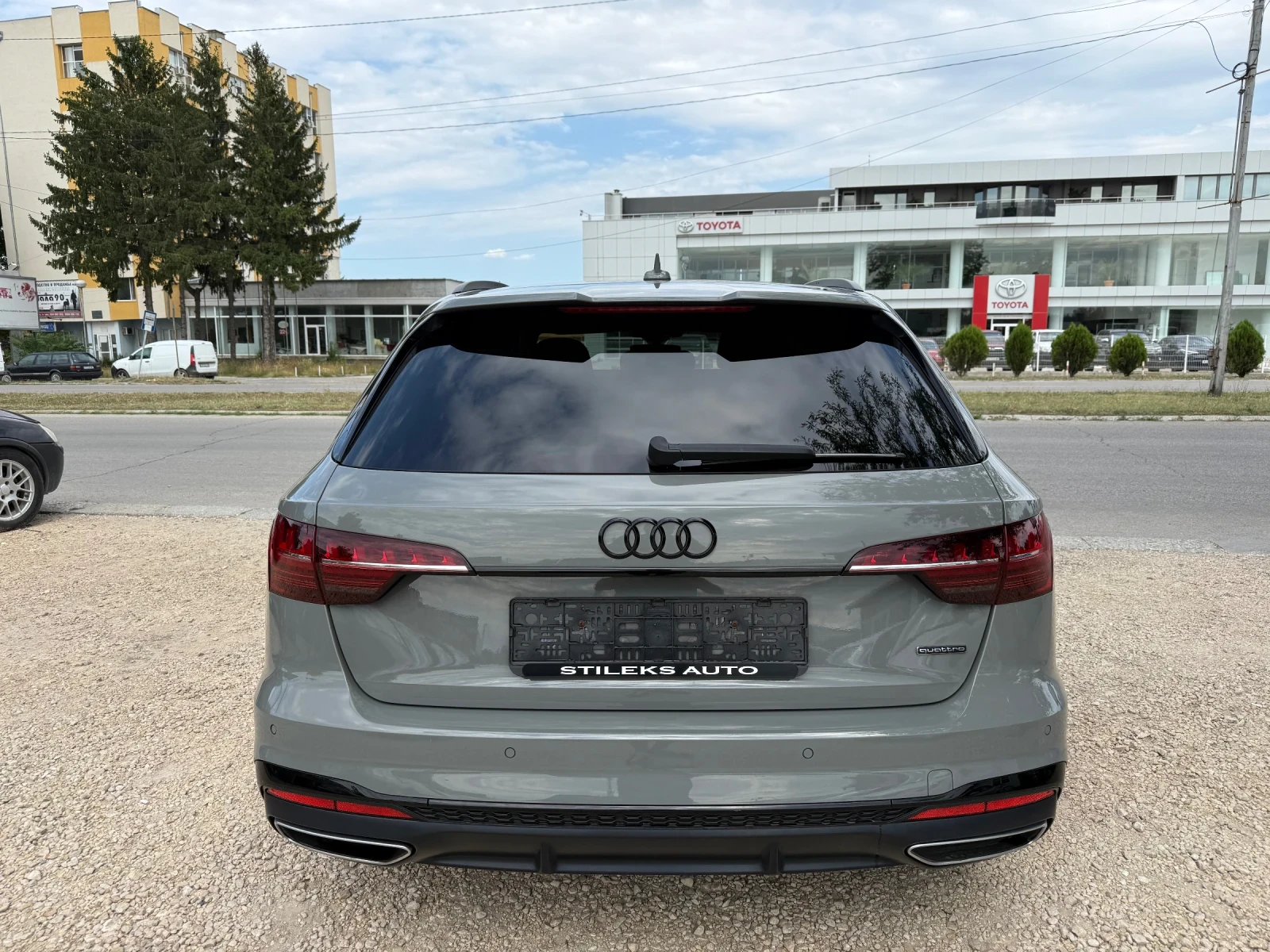 Audi A4 3.0 TDI S-line - изображение 6