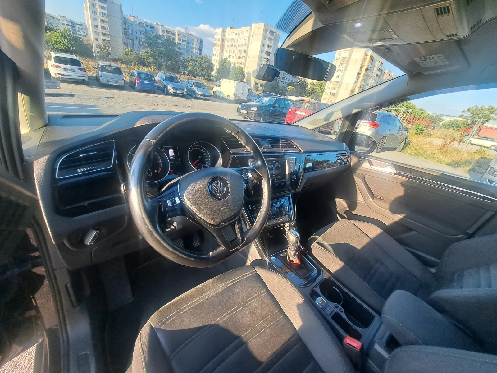 VW Touran  - изображение 10