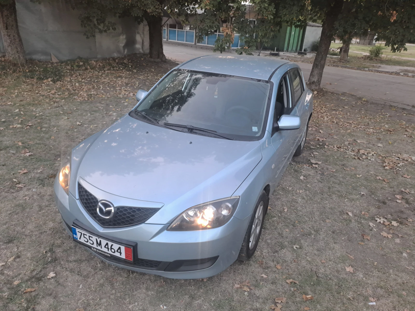 Mazda 3 1.6i ESKLUZIVE  - изображение 2