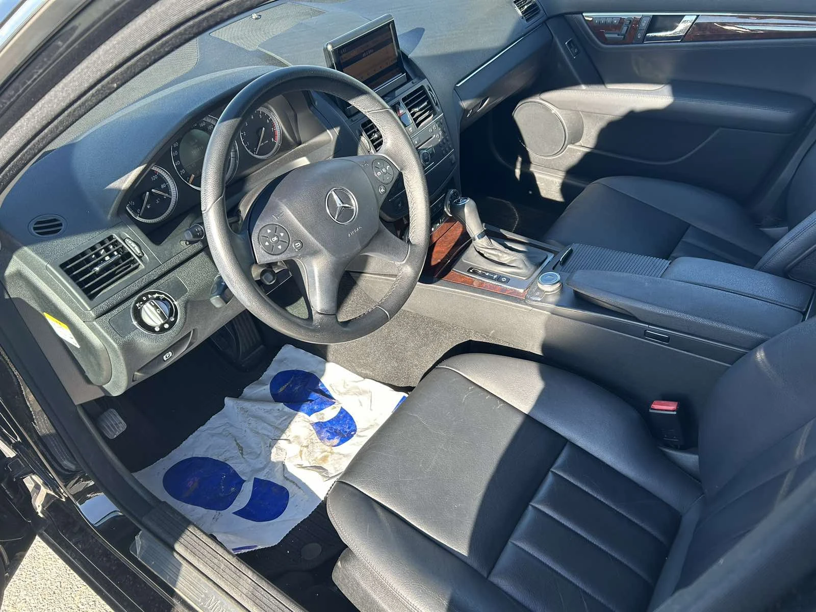 Mercedes-Benz C 250 ELEGANCE - изображение 7