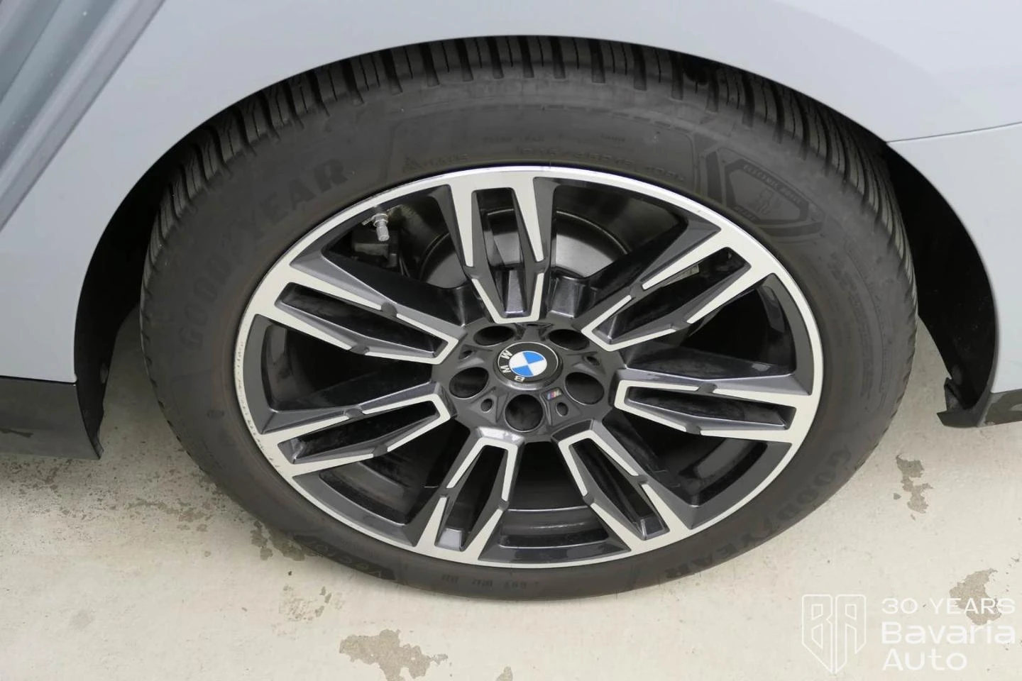 BMW 520 d Touring M Sport Paket Steptronic | Mobile.bg   13