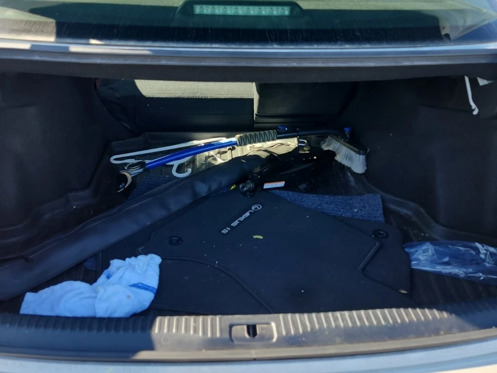 Lexus IS * 300 * CARFAX *    | Mobile.bg   13