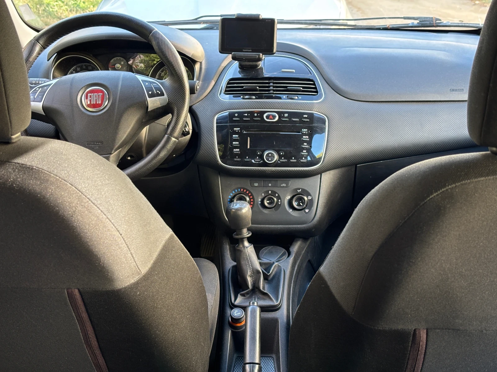 Fiat Punto 1.2 EVO - изображение 7