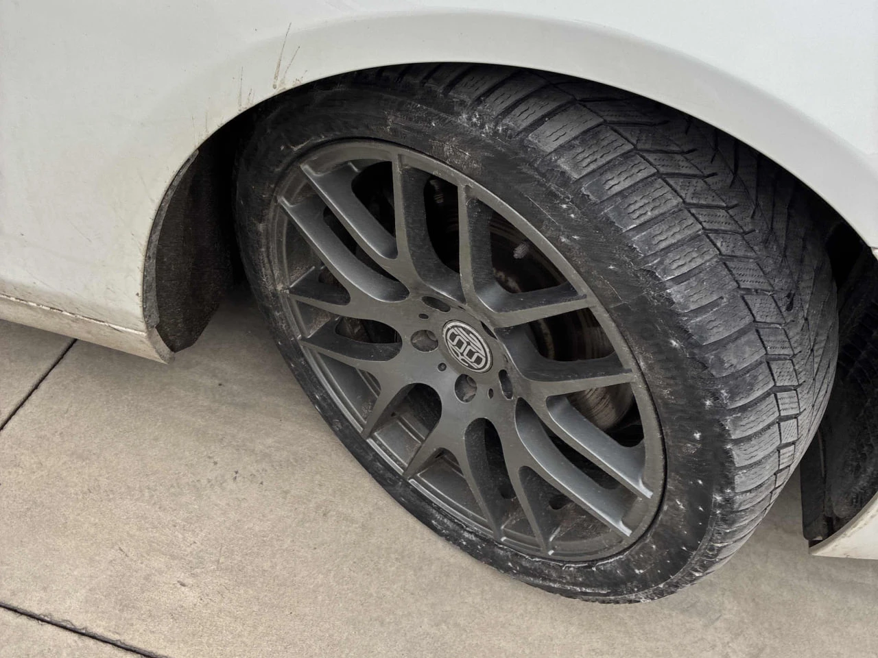 BMW 650 * АВТО КРЕДИТ* ЦЕНА ДО БГ * СЕРВИЗНА ИСТОРИЯ *  - изображение 7