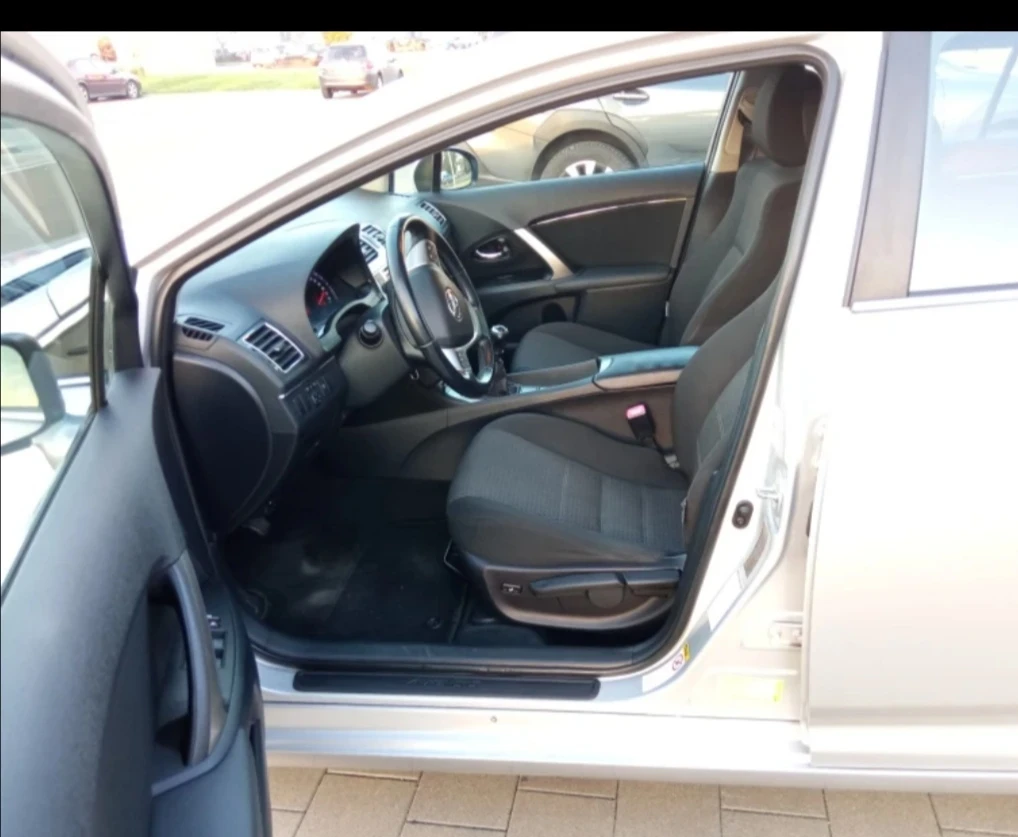 Toyota Avensis  - изображение 6