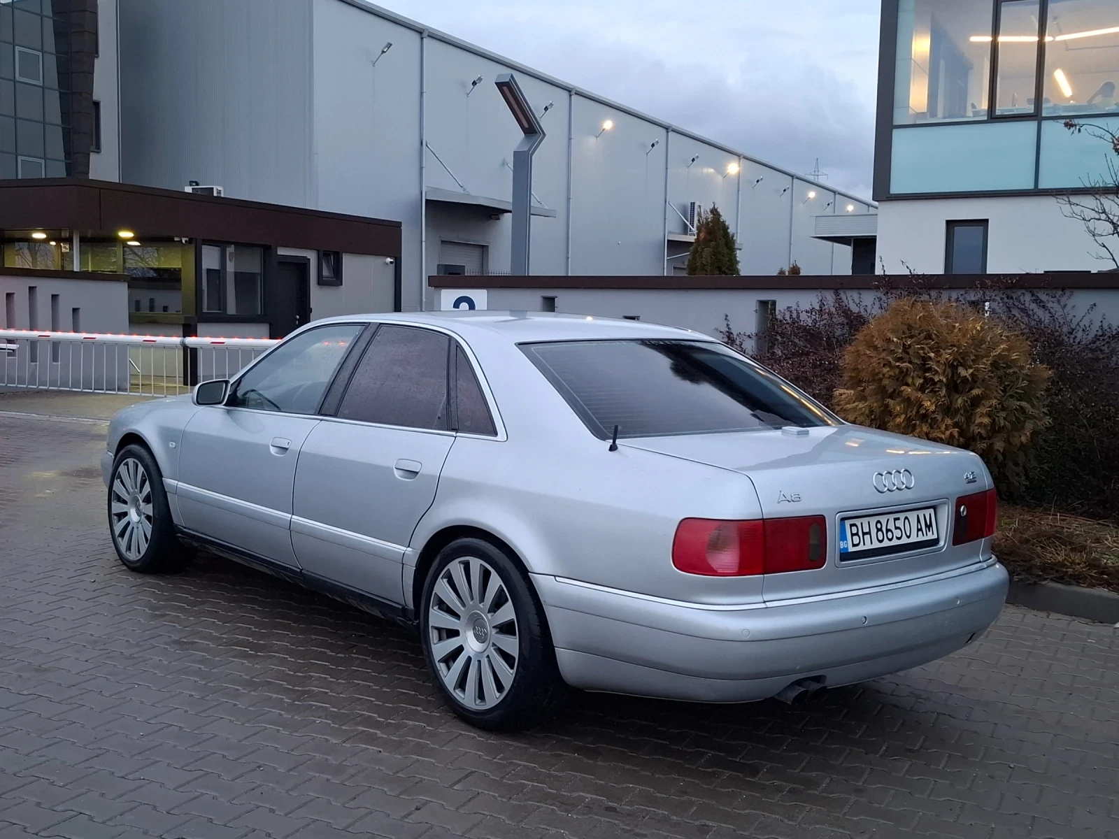 Audi A8 4.2* (310кс)* * FACELIFT* * LPG* * *  - изображение 7