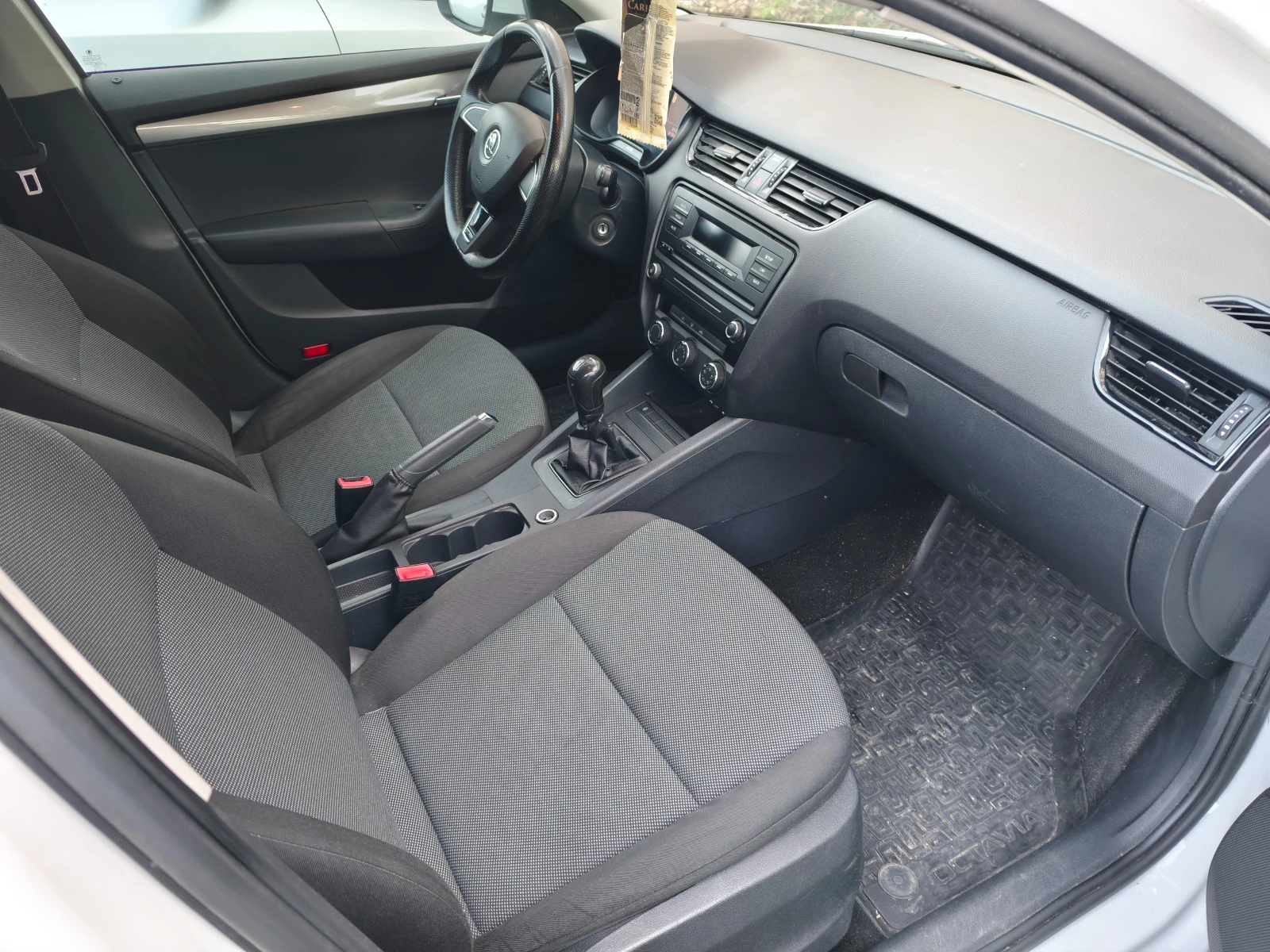 Skoda Octavia 1.6 TDI 90ks - изображение 6