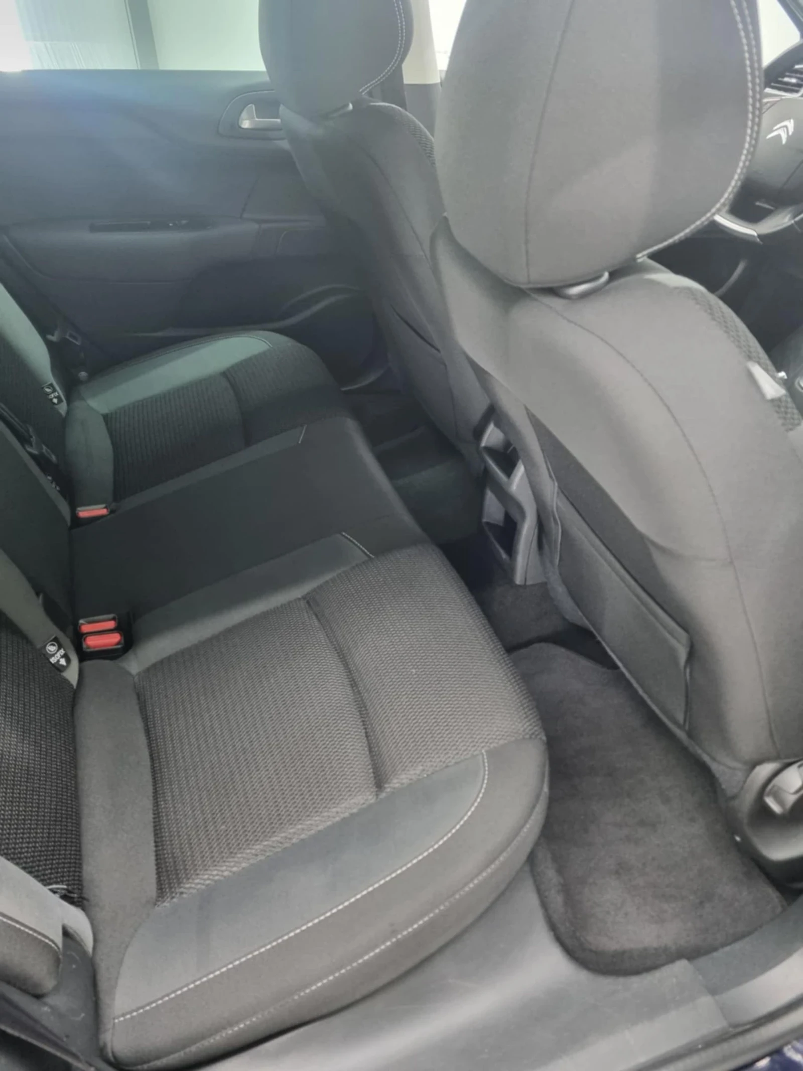 Citroen C4 1.6 HDI Facelift, снимка 15 - Автомобили и джипове - 53771556