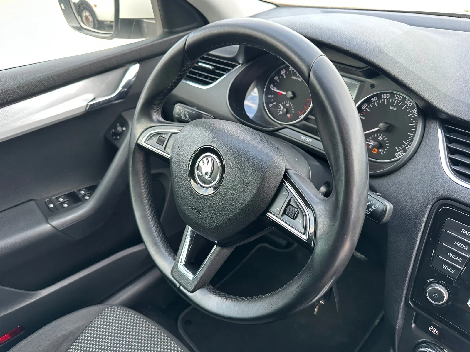 Skoda Octavia 1.6TDI~110�.�~EURO6 | Mobile.bg � ����������� 9