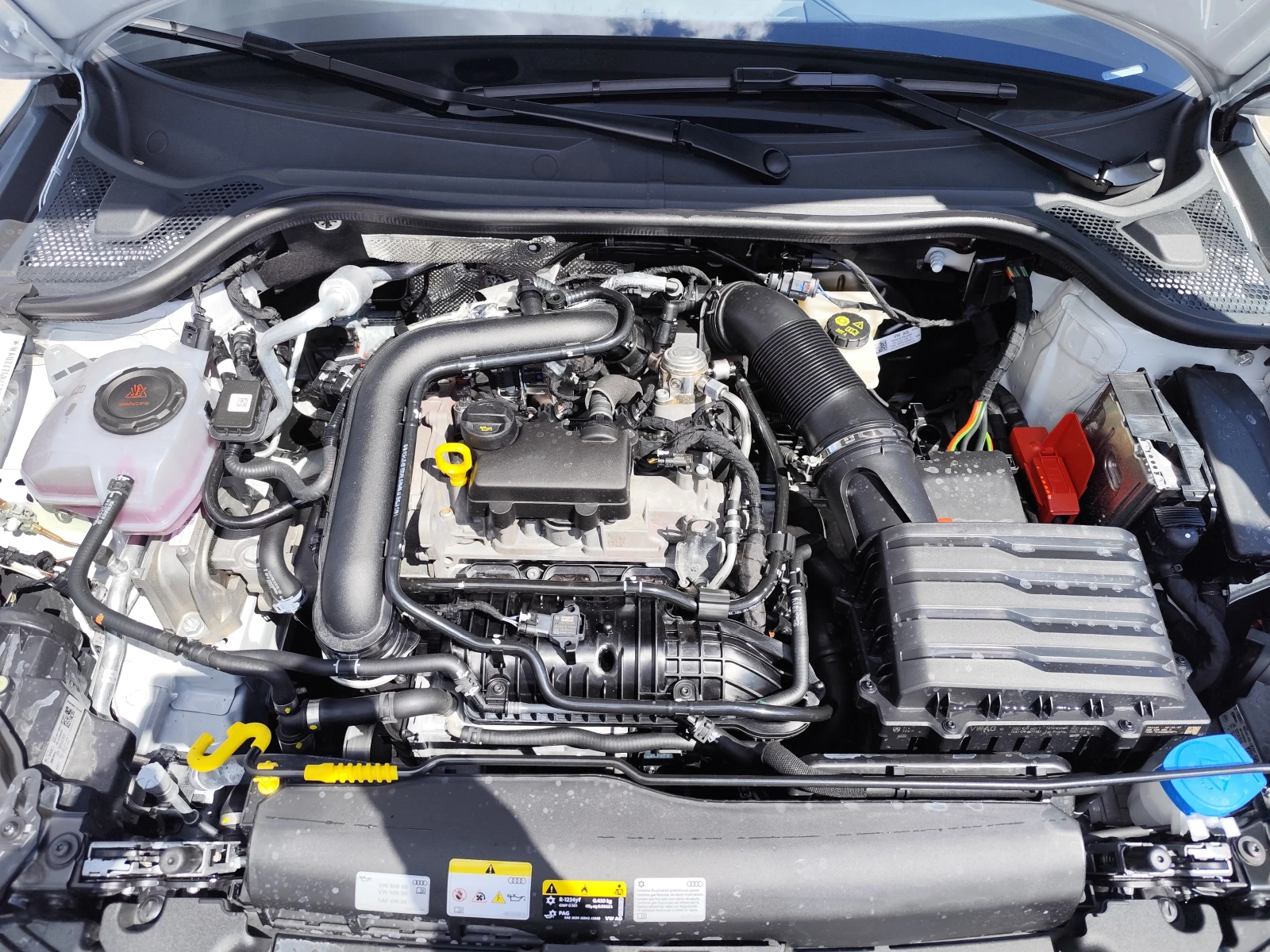 Audi A1 30TFSi* ALLSTREET* АВТОМАТИК* FULL LED* CARPLAY* , снимка 14 - Автомобили и джипове - 54147091