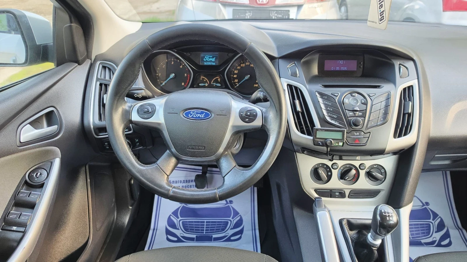 Ford Focus 1.6HDI FaceLift 2013, снимка 11 - Автомобили и джипове - 54151877