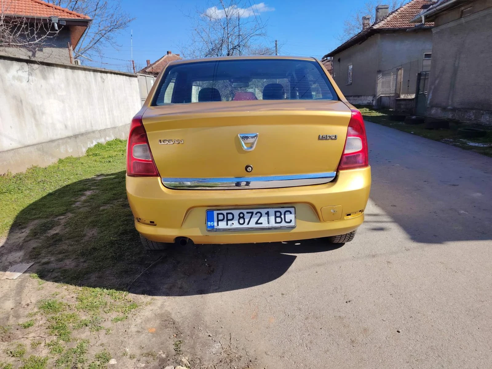 Dacia Logan, снимка 5 - Автомобили и джипове - 54258909