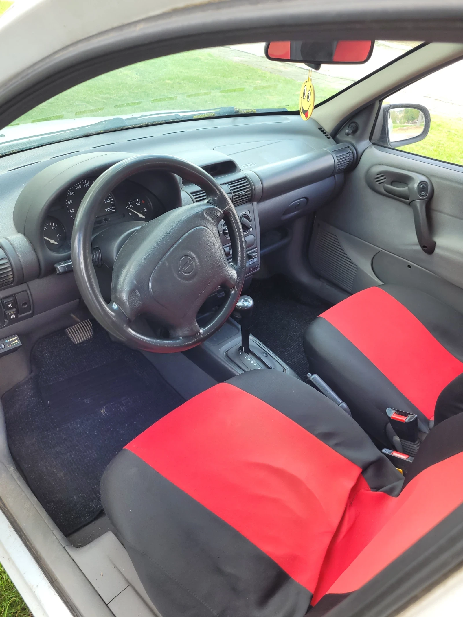 Opel Corsa, снимка 4 - Автомобили и джипове - 54397943