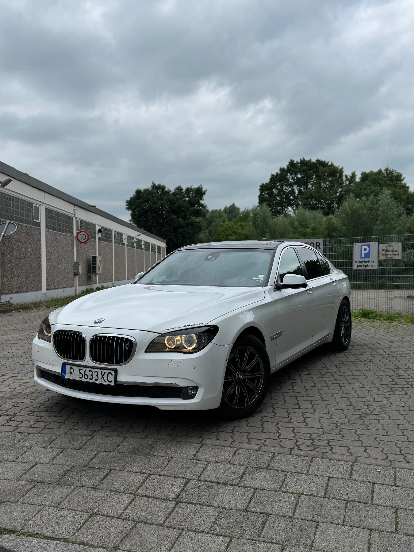 BMW 740 740D