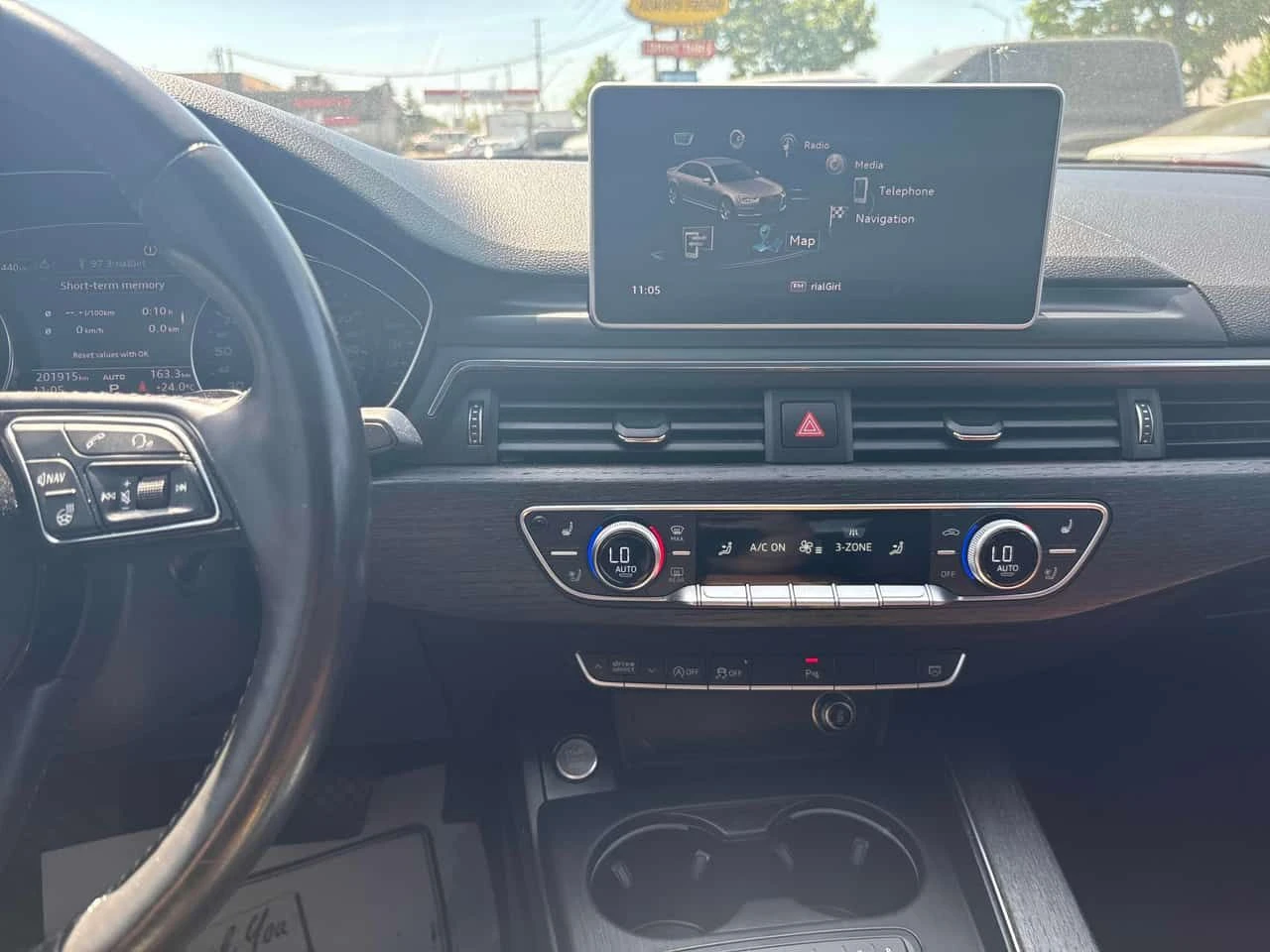 Audi A4 * Progressiv * CARFAX * ЦЕНА ДО БГ, снимка 8 - Автомобили и джипове - 54778572