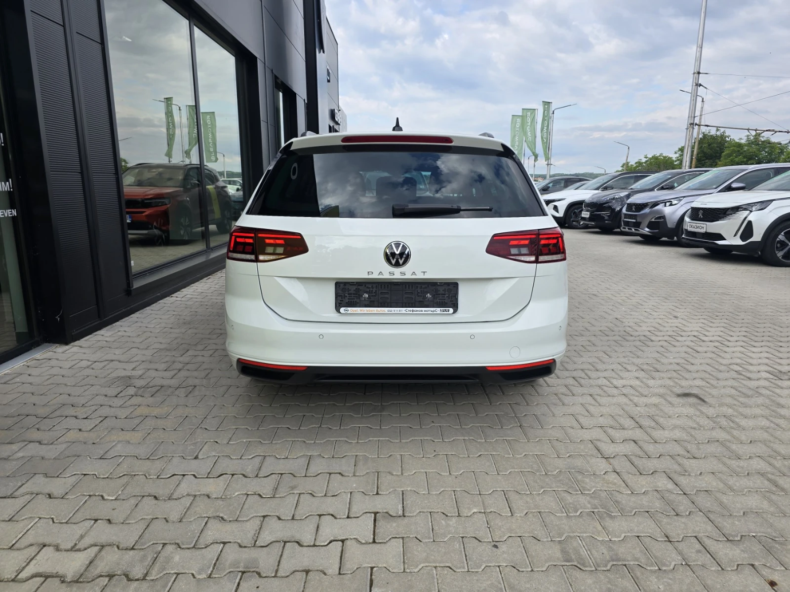 VW Passat Variant 2.0 TDI (150hp) DSG, снимка 7 - Автомобили и джипове - 55215916