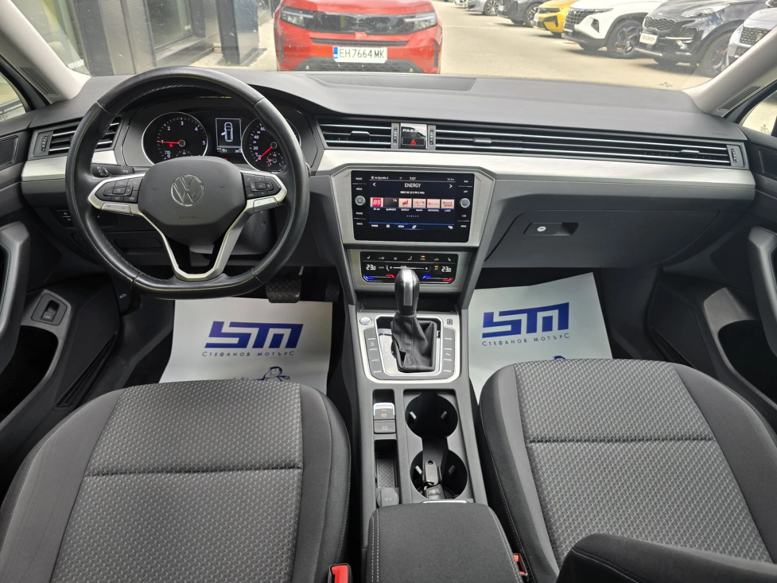 VW Passat Variant 2.0 TDI (150hp) DSG, снимка 10 - Автомобили и джипове - 55215916