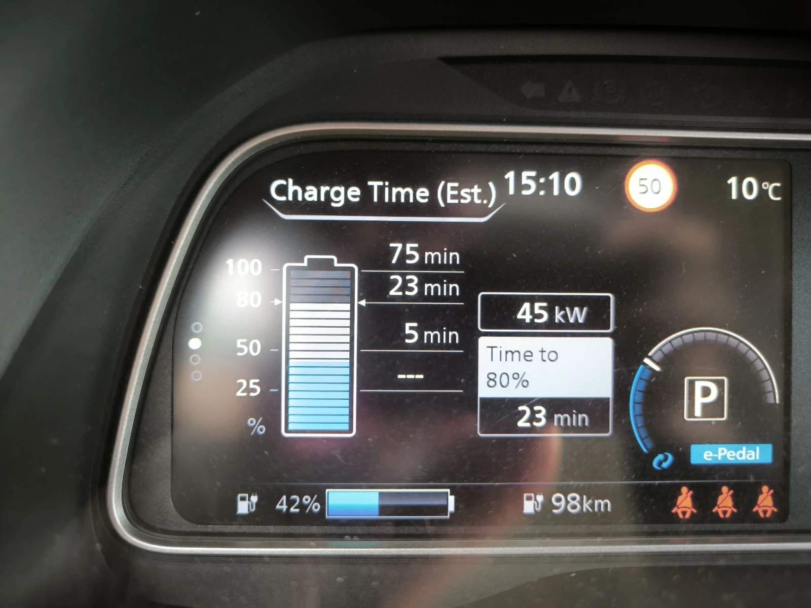 Nissan Leaf , снимка 10 - Автомобили и джипове - 55659221