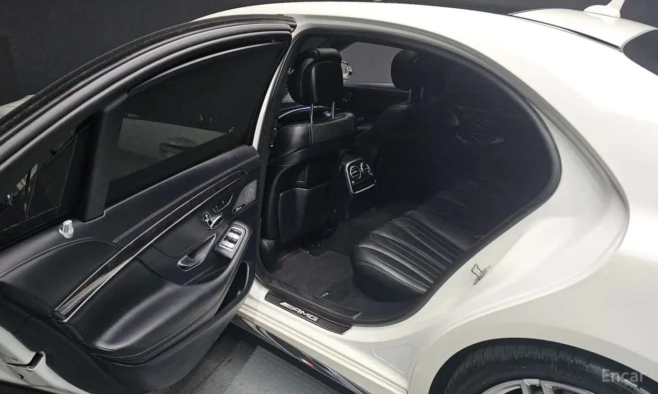 Mercedes-Benz S 63 AMG 4MATIC+ /ОБДУХВАНЕ/ПАНОРАМА/ДИСТРОНИК/360, снимка 12 - Автомобили и джипове - 55684117