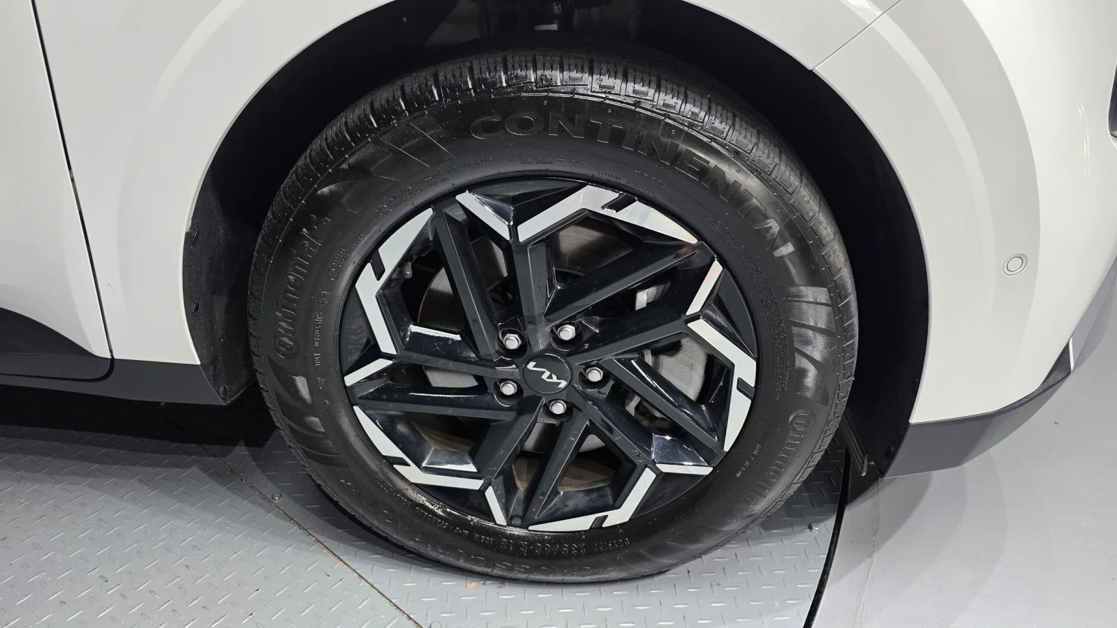 Kia Carnival 2.2* 360* BLIND SPOT* ПОДГРЕВ ВОЛАН* КРАЙНА ЦЕНА, снимка 5 - Автомобили и джипове - 56024835