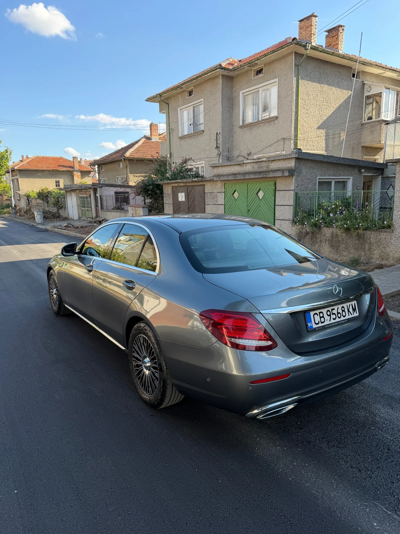 Mercedes-Benz E 220 2.2 9G-TRONIC 194PS CAMERA, снимка 4 - Автомобили и джипове - 56073218