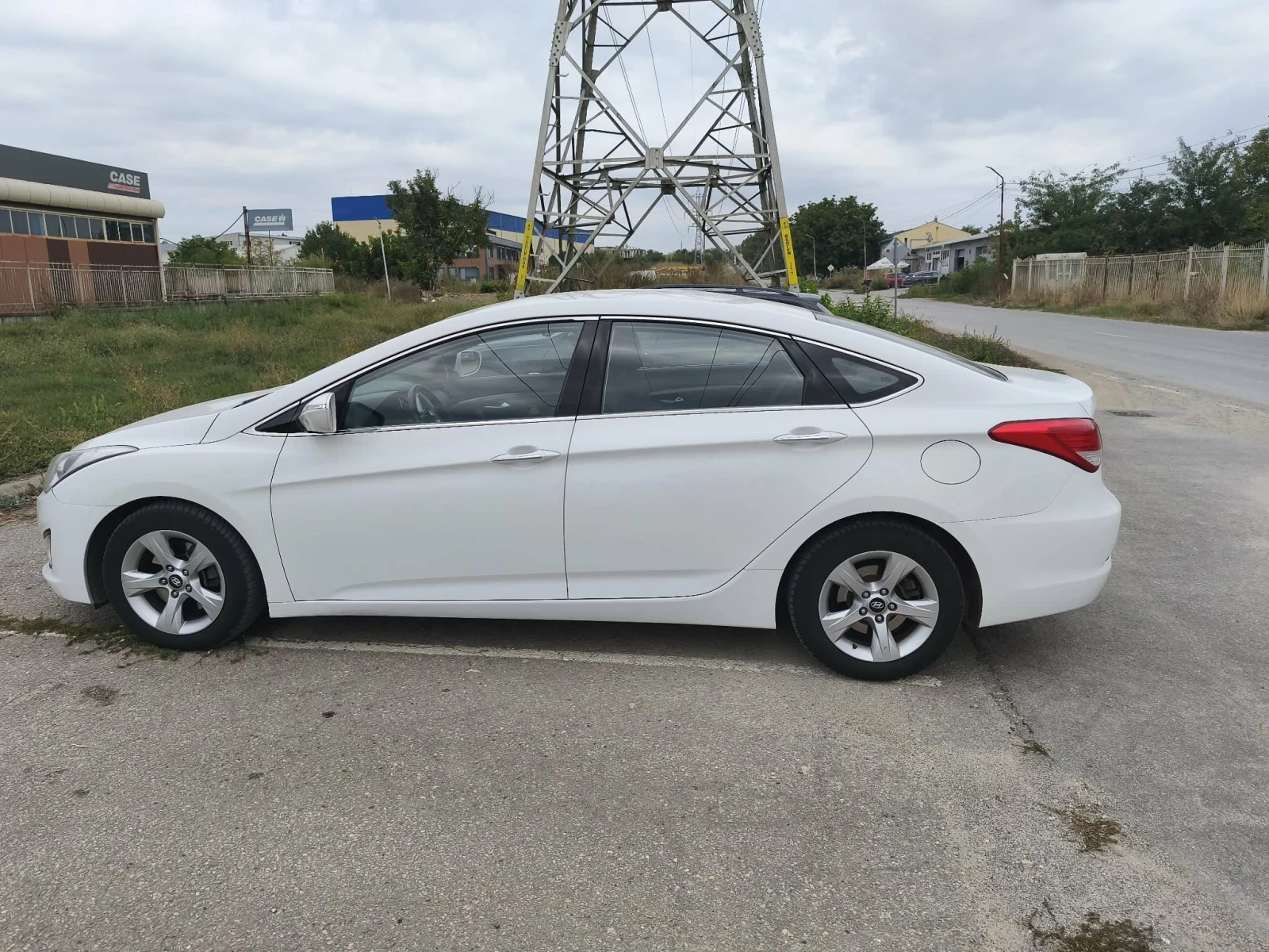 Hyundai I40, снимка 3 - Автомобили и джипове - 56120664