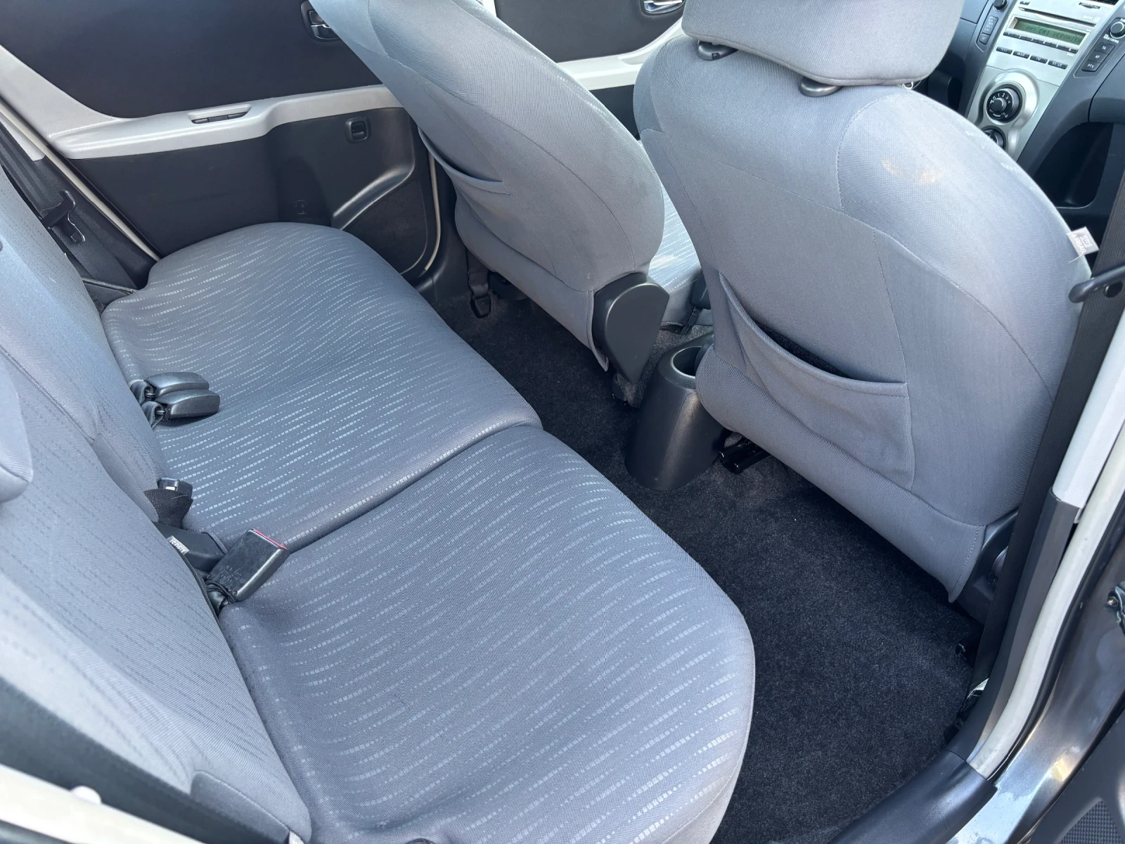 Toyota Yaris 2008+ 1.3VVTI+ ����+ �.������� + 6��+ ���� ���� | Mobile.bg � ����������� 14