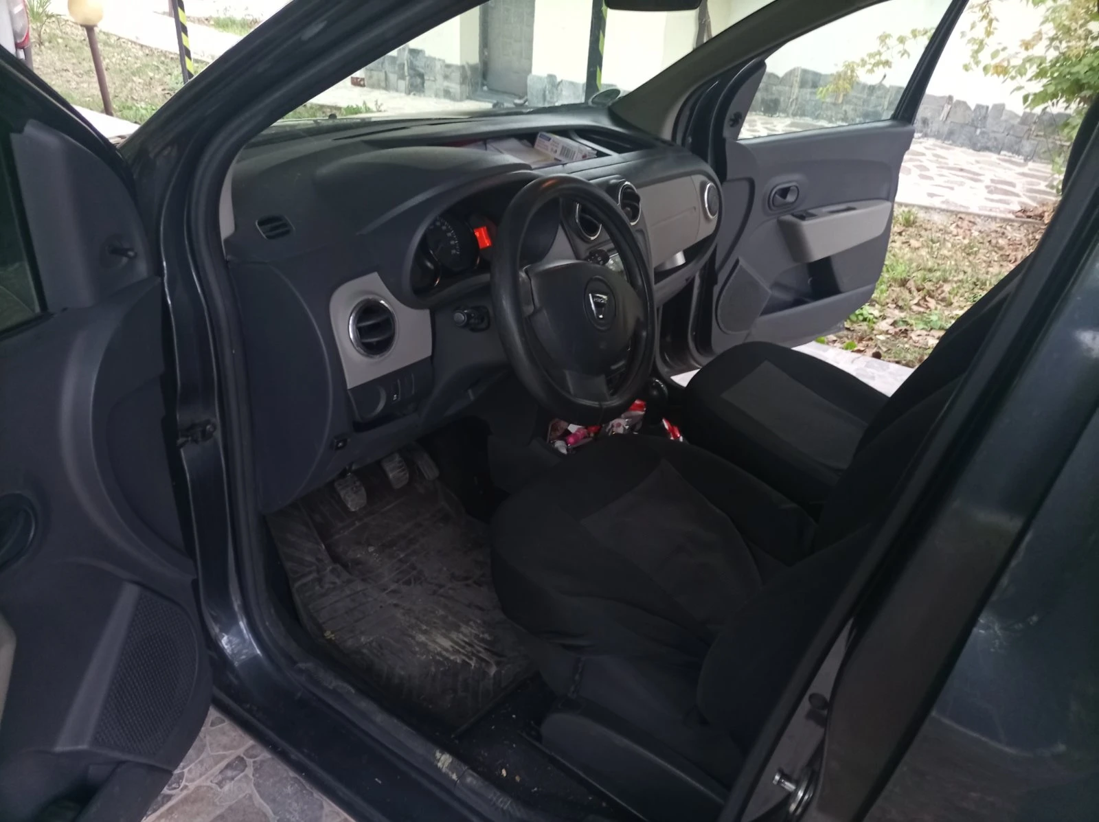 Dacia Dokker, снимка 5 - Автомобили и джипове - 56600558